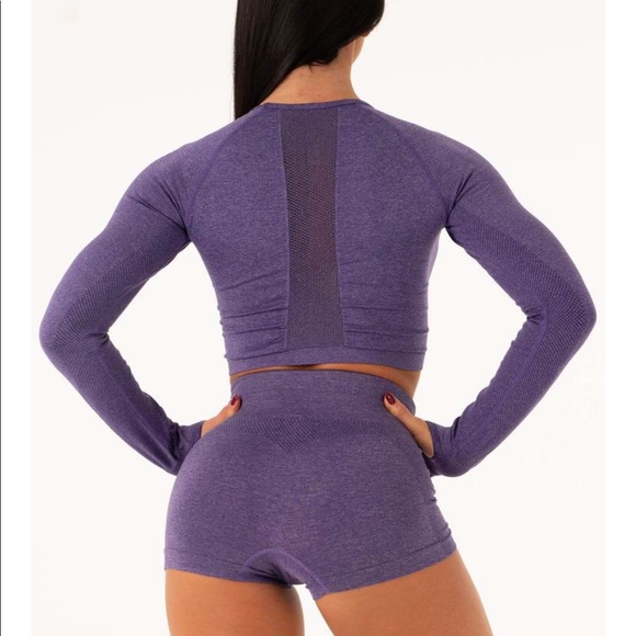 NWT RYDERWEAR SEAMLESS CROP (sold out online) - Picture 2 of 3